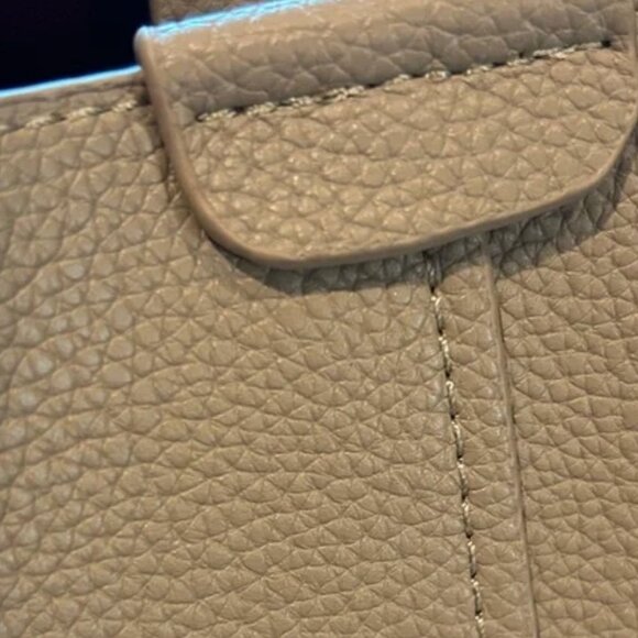 NWOT Tan Vegan Leather Bucket Bag - Picture 3 of 13